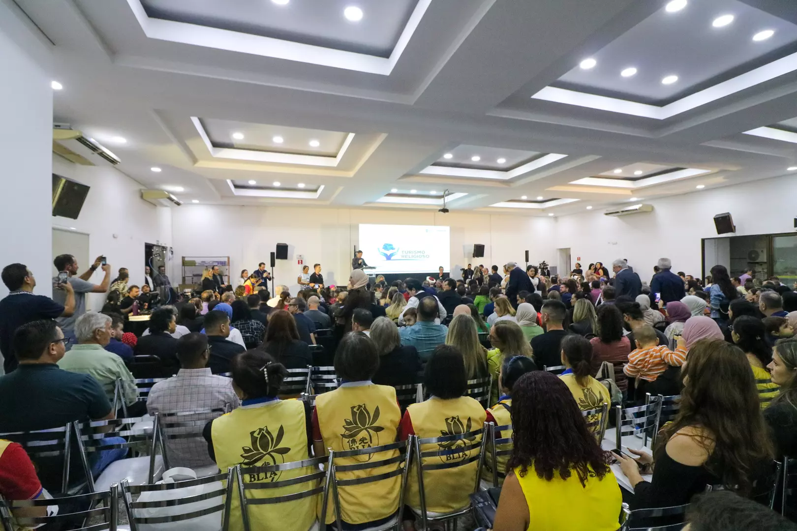 Em novo fórum, Paraná promove interreligiosidade e geração de renda com o turismo da fé